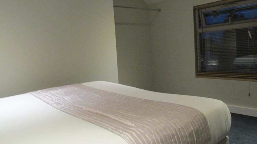 The R Inn Hotel Desborough 外观 照片